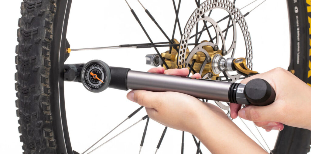 Best small bike online pump